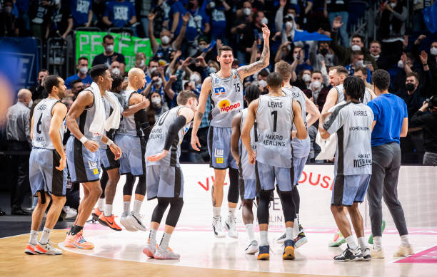 破湖人的防 破湖人的防