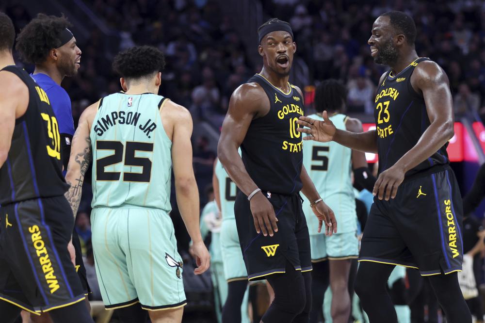 更衣室内的 更衣室内的