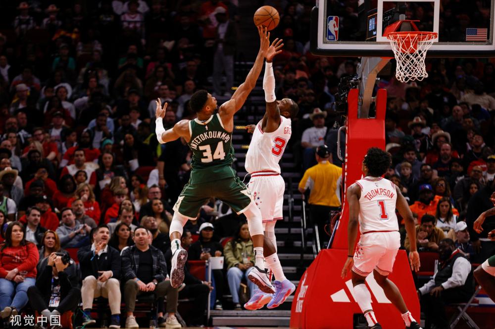 她发推特捍 她发推特捍